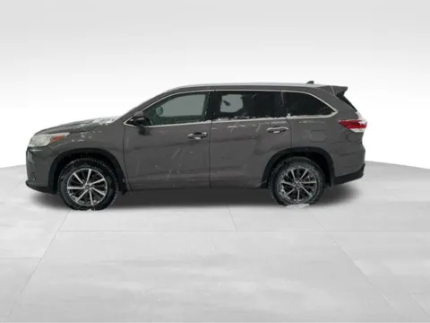 More photos of 2018 Toyota Highlander XLE at Nyhus Family Sales, MN