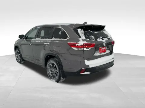 More photos of 2018 Toyota Highlander XLE at Nyhus Family Sales, MN
