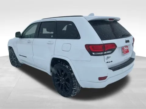 More photos of 2018 Jeep Grand Cherokee Altitude at Nyhus Family Sales, MN