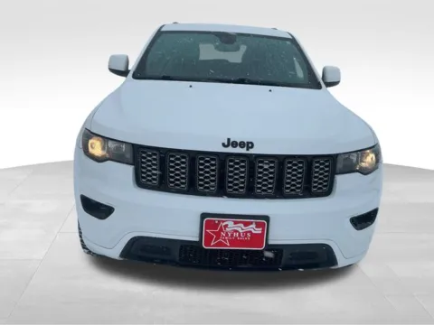 Photos of 2018 Jeep Grand Cherokee Altitude for sale in Perham, MN at Nyhus Family Sales