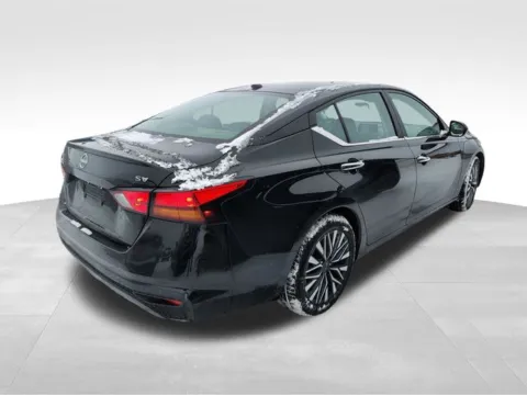 More photos of 2024 Nissan Altima 2.5 SV at Nyhus Family Sales, MN