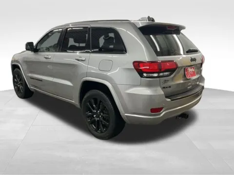 More photos of 2018 Jeep Grand Cherokee Altitude at Nyhus Family Sales, MN