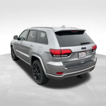 Photos of 2018 Jeep Grand Cherokee Altitude for sale in Perham, MN at Nyhus Family Sales