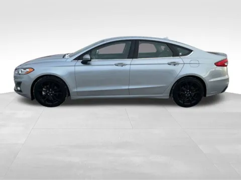 More photos of 2020 Ford Fusion SE at Nyhus Family Sales, MN