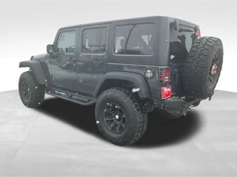 More photos of 2018 Jeep Wrangler JK Unlimited Rubicon at Nyhus Family Sales, MN