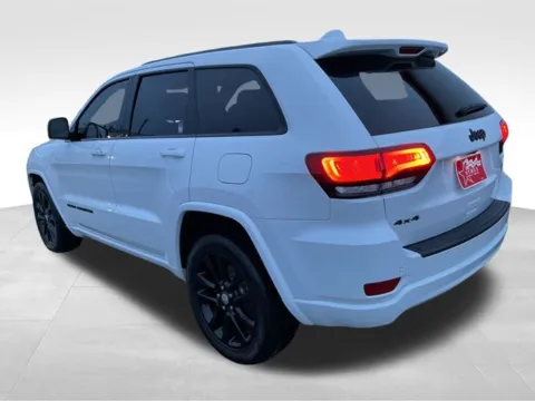 More photos of 2018 Jeep Grand Cherokee Altitude at Nyhus Family Sales, MN