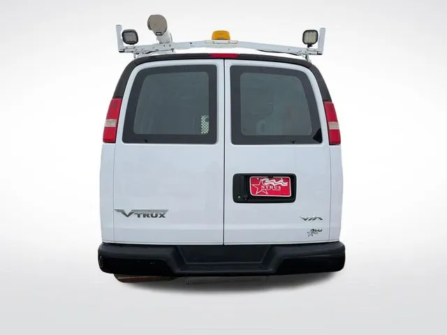 Chevrolet Express photo 5