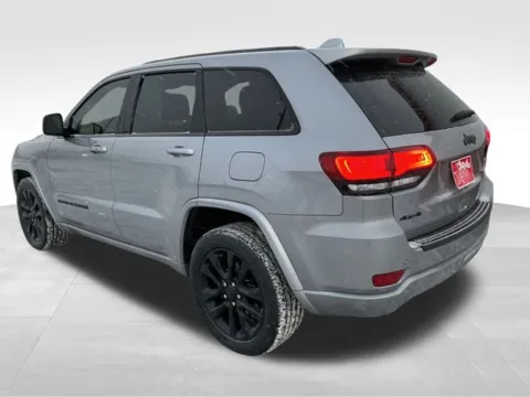 More photos of 2020 Jeep Grand Cherokee Altitude at Nyhus Family Sales, MN
