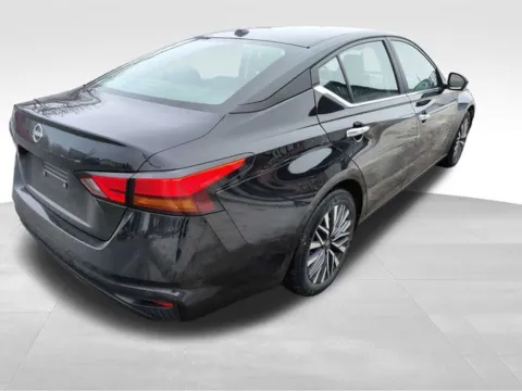 More photos of 2025 Nissan Altima 2.5 SV at Nyhus Family Sales, MN