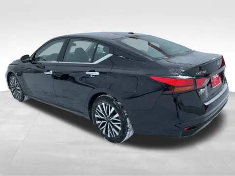 More photos of 2025 Nissan Altima 2.5 SV at Nyhus Family Sales, MN