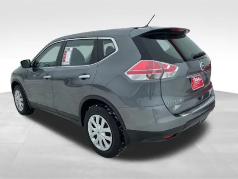 More photos of 2014 Nissan Rogue S at Nyhus Family Sales, MN