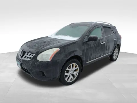 More photos of 2012 Nissan Rogue SL at Nyhus Family Sales, MN