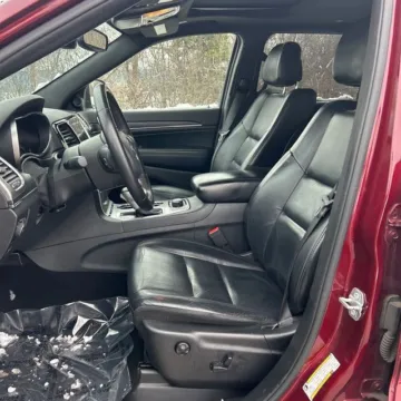 More photos of 2019 Jeep Grand Cherokee Limited at Nyhus Family Sales, MN