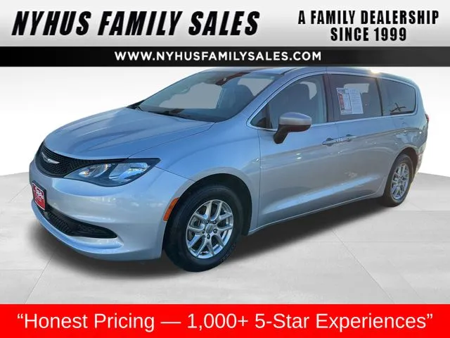 2023 Chrysler Voyager LX
