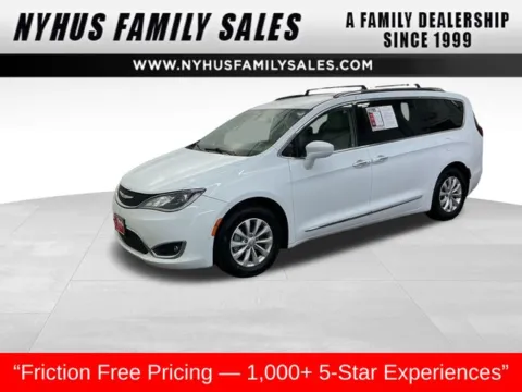 White 2018 Chrysler Pacifica Touring L Plus for sale in Perham, MN