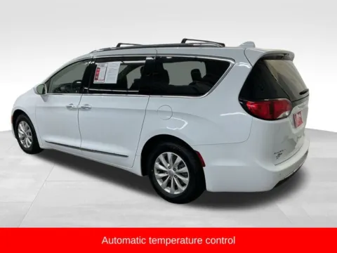 More photos of 2018 Chrysler Pacifica Touring L Plus at Nyhus Family Sales, MN