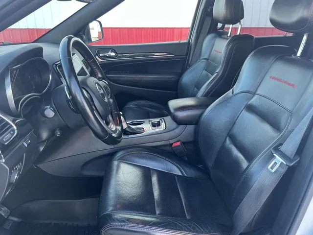Jeep Grand Cherokee photo 23