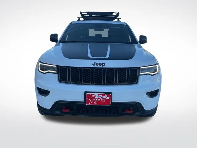 Jeep Grand Cherokee photo 2