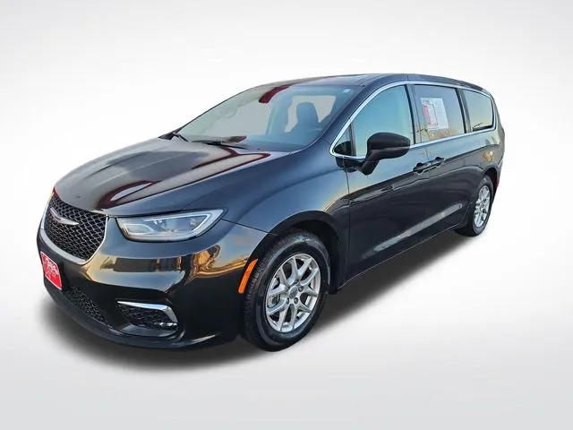 2023 Chrysler Pacifica Touring L for sale in Perham, MN