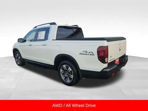More photos of 2019 Honda Ridgeline RTL-E at Nyhus Family Sales, MN