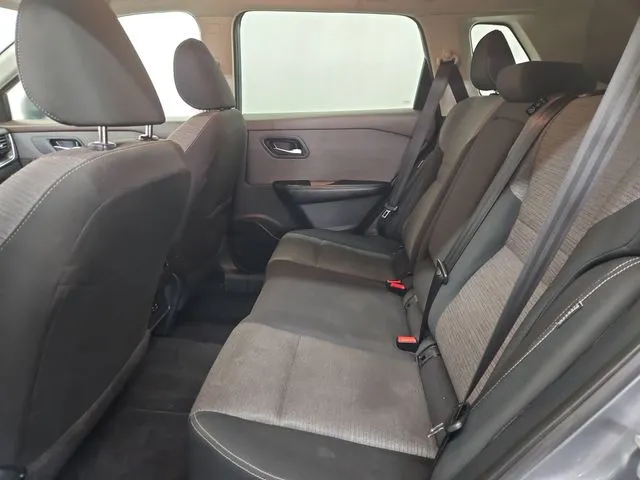 Nissan Rogue photo 39