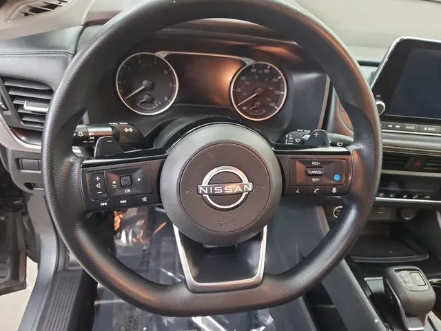 Nissan Rogue photo 27