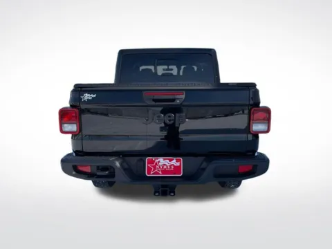 More photos of 2022 Jeep Gladiator Altitude at Nyhus Family Sales, MN
