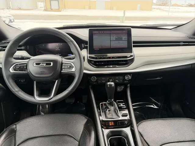 Jeep Compass photo 33