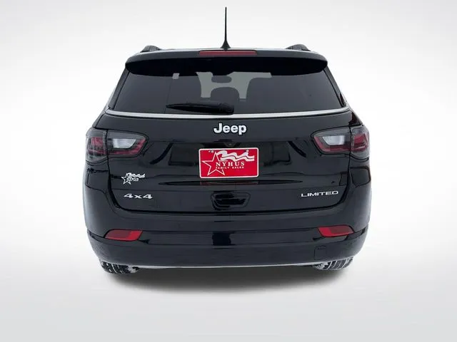 Jeep Compass photo 5