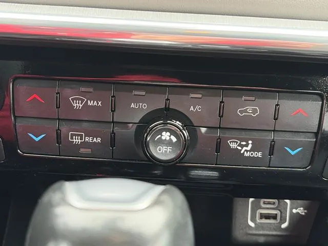 Jeep Compass photo 60