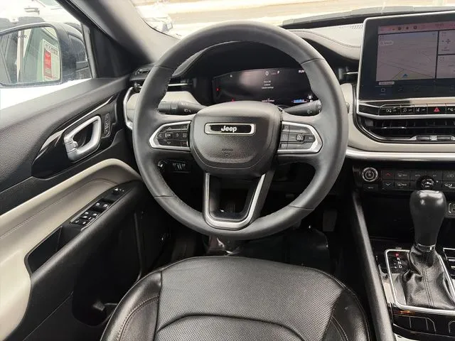 Jeep Compass photo 31