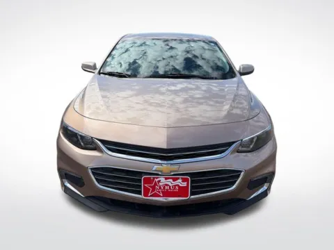 Photos of 2018 Chevrolet Malibu LT for sale in Perham, MN at Nyhus Family Sales