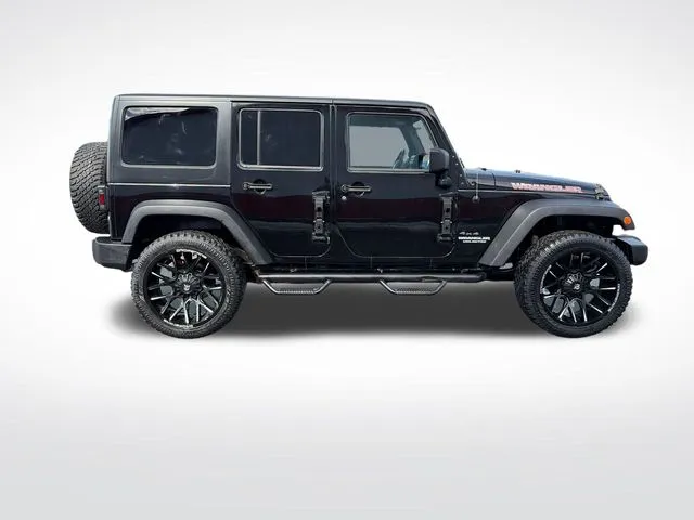 Jeep Wrangler photo 8