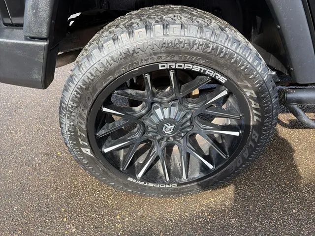 Jeep Wrangler photo 15