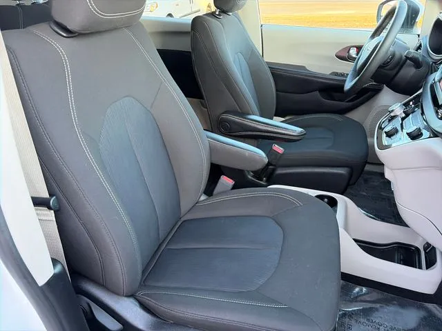 Chrysler Voyager photo 38