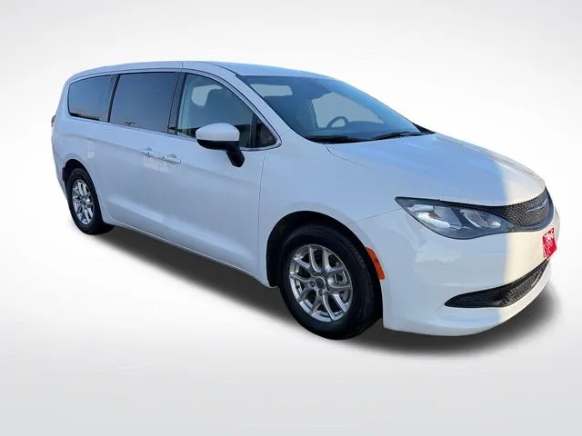 Chrysler Voyager photo 10