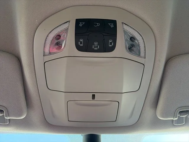 Chrysler Voyager photo 54