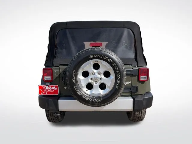 Jeep Wrangler photo 5