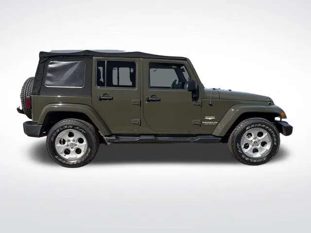 Jeep Wrangler photo 8