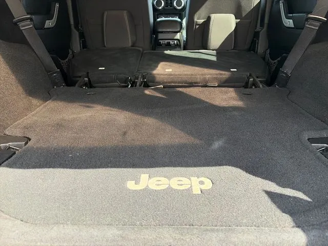 Jeep Wrangler photo 40