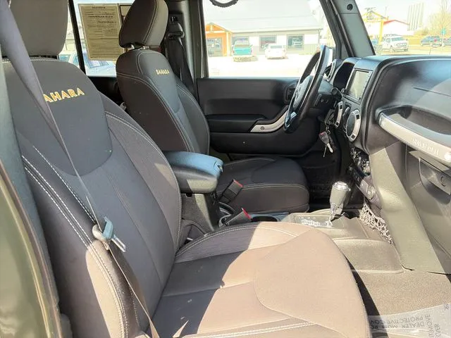 Jeep Wrangler photo 22
