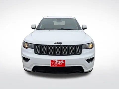 Another view of 2018 Jeep Grand Cherokee Altitude for sale in Perham, MN at Nyhus Family Sales