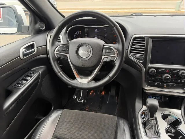 Jeep Grand Cherokee photo 31