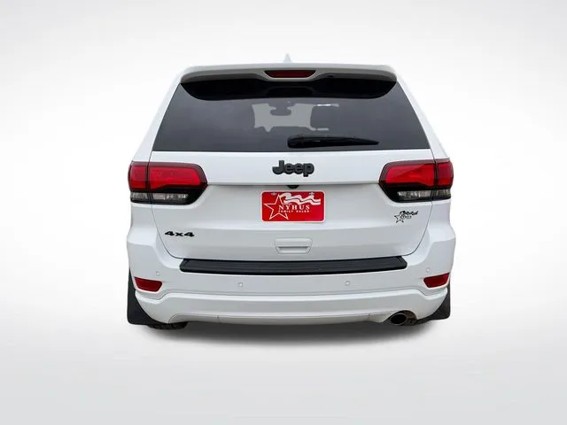 Jeep Grand Cherokee photo 5