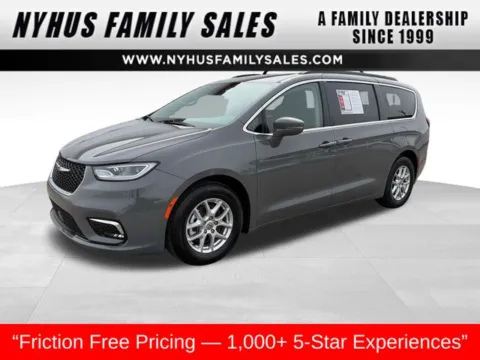 Gray 2022 Chrysler Pacifica Touring L for sale in Perham, MN