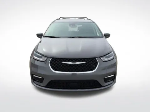 Photos of 2022 Chrysler Pacifica Touring L for sale in Perham, MN at Nyhus Family Sales