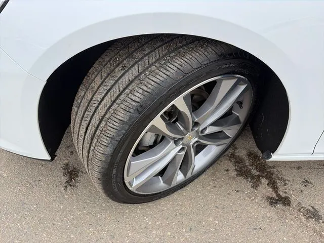Chevrolet Malibu photo 16