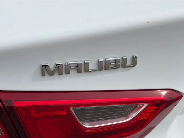 Chevrolet Malibu photo 20