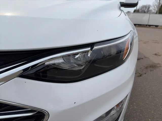 Chevrolet Malibu photo 17