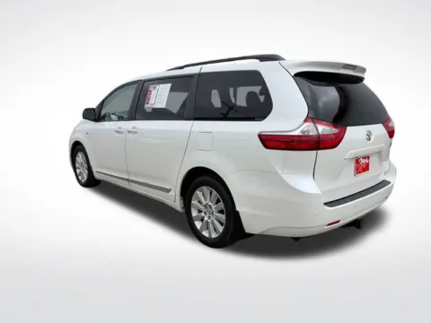 More photos of 2016 Toyota Sienna XLE at Nyhus Family Sales, MN